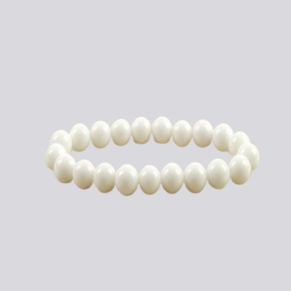 WHITE CHALCEDONY